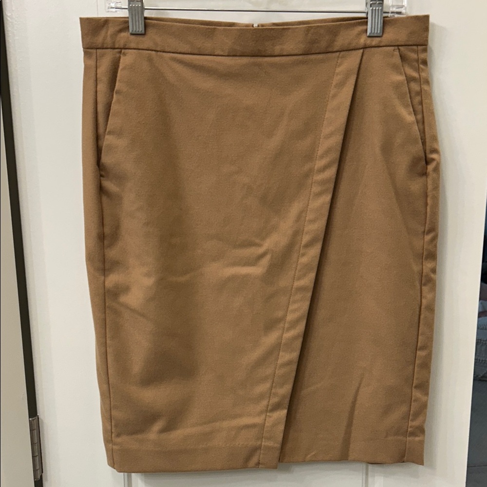 Classic Tan Banana Republic Women's Skirt